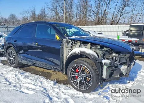2021 Audi Q8 Premium Plus S-Line z USA, uszkodzony, nr VIN WA1EVAF17MD005444